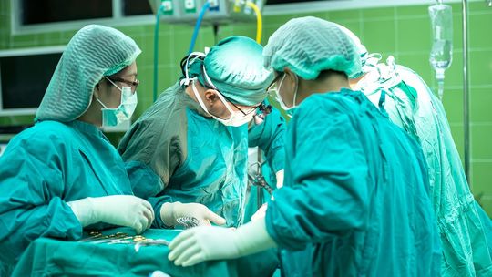 Nowatorskie zabiegi przezskórnego zamknięcia  ubytków serca - w ramach NFZ. Co oznaczają dla pacjentów?