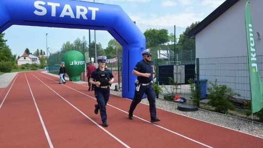 Policjanci ze Sztumu pobiegli dla małej Bianki. Mundurowi wsparli charytatywną akcję