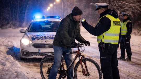 Rowerzysta ukarany mandatem 2,5 tys. zł. Policja apeluje o rozsądek