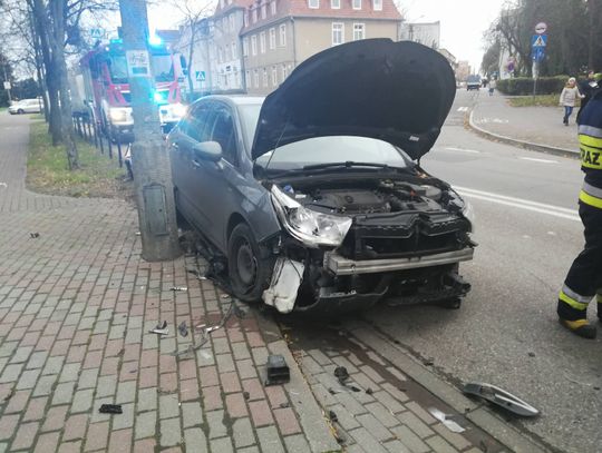 5 wypadków i kolizja – Policja apeluje o rozwagę  