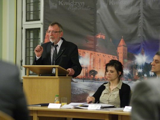 Burmistrz wyjaśnia starania o przejęcie terenów w Bądakch