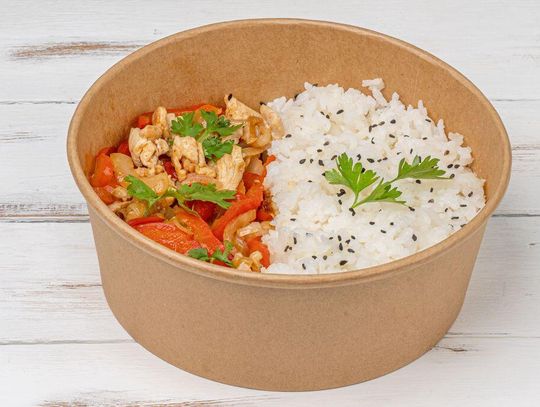 Czy catering dietetyczny pomaga utrzymać dietę przy intensywnym trybie życia?