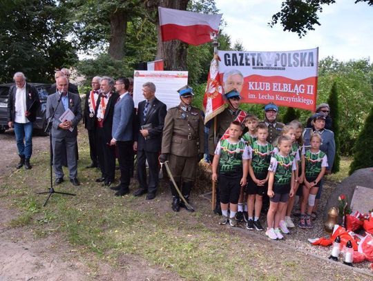 Danuta Siedzikówna „Inka” – wciąż łączy pokolenia. Uroczystości w Waplewie Wielkim i Tulicach w 80-tą rocznicę śmierci sanitariuszki