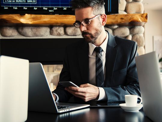 Doradca finansowy dla firm – jak może pomóc?