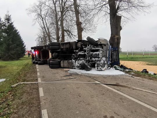 Dwa wypadki z udziałem samochodów ciężarowych