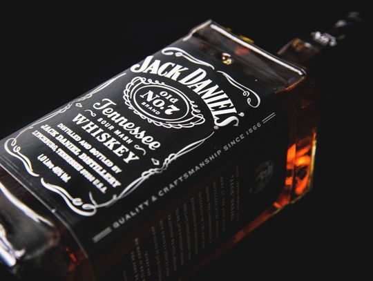 Jack Daniels – co charakteryzuje whisky z Tennessee?