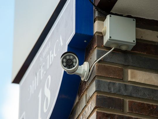 Kamery monitoringu – dlaczego powinieneś mieć je w swoje firmie? 
