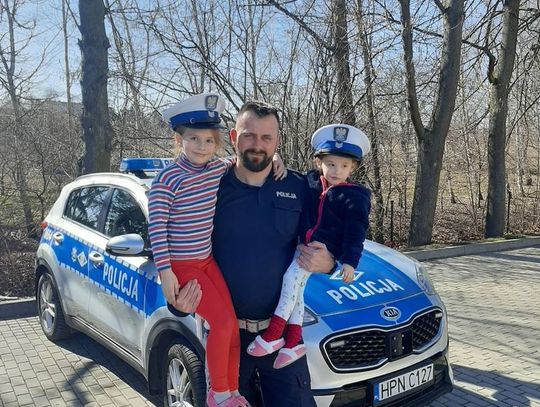 Kwidzyńscy policjanci odwiedzili dzieci z Ukrainy