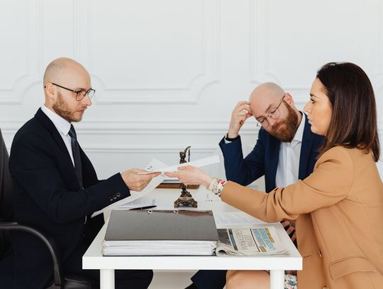 Mediacje: Szybsza i tańsza droga do rozwiązania sporów o rozwód i biznes