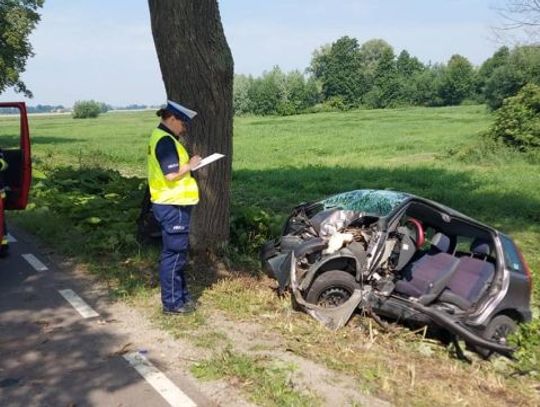 NADMIERNA PRĘDKOŚĆ PRZYCZYNĄ WYPADKU DROGOWEGO