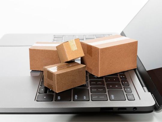 Opakowania dla e-commerce: klucz do sukcesu w marketingu i logistyce