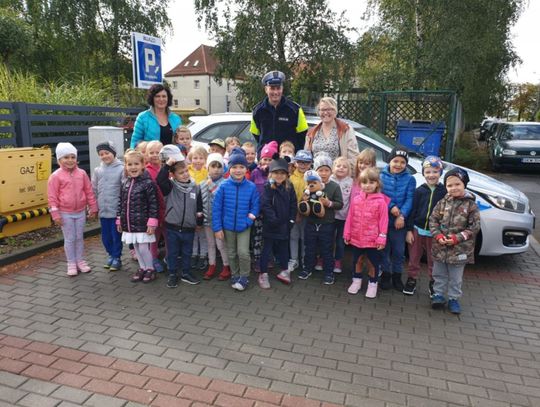 Policjanci z wizytą w przedszkolu „Chatka Puchatka”