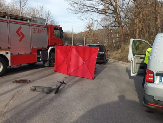 Przypominamy zasady obowiązujące kierujących hulajnogą. Wczoraj w Gdańsku poniosła śmierć kobieta jadąca hulajnogą