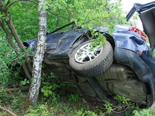 Straciła panowanie nad autem