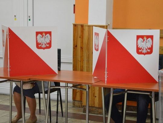 Trwają wybory do Sejmu i Senatu Rzeczypospolitej Polskiej 2023 r. oraz referendum w kwestii czterech kluczowych pytań
