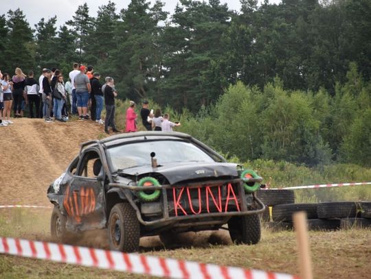 Wrak Race Kwidzyn dla Ukrainy! Wyścig wraków na torze motocrossowym w Bądkach