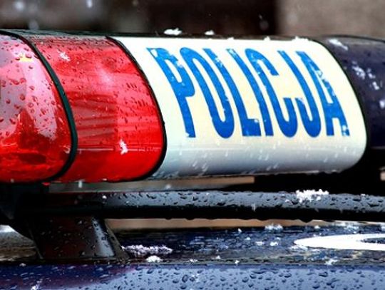 Wtargnęli do mieszkania i pobili dwie osoby