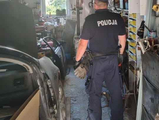 Zatrzymany po włamaniu. Policjanci znaleźli u niego także narkotyki i amunicję