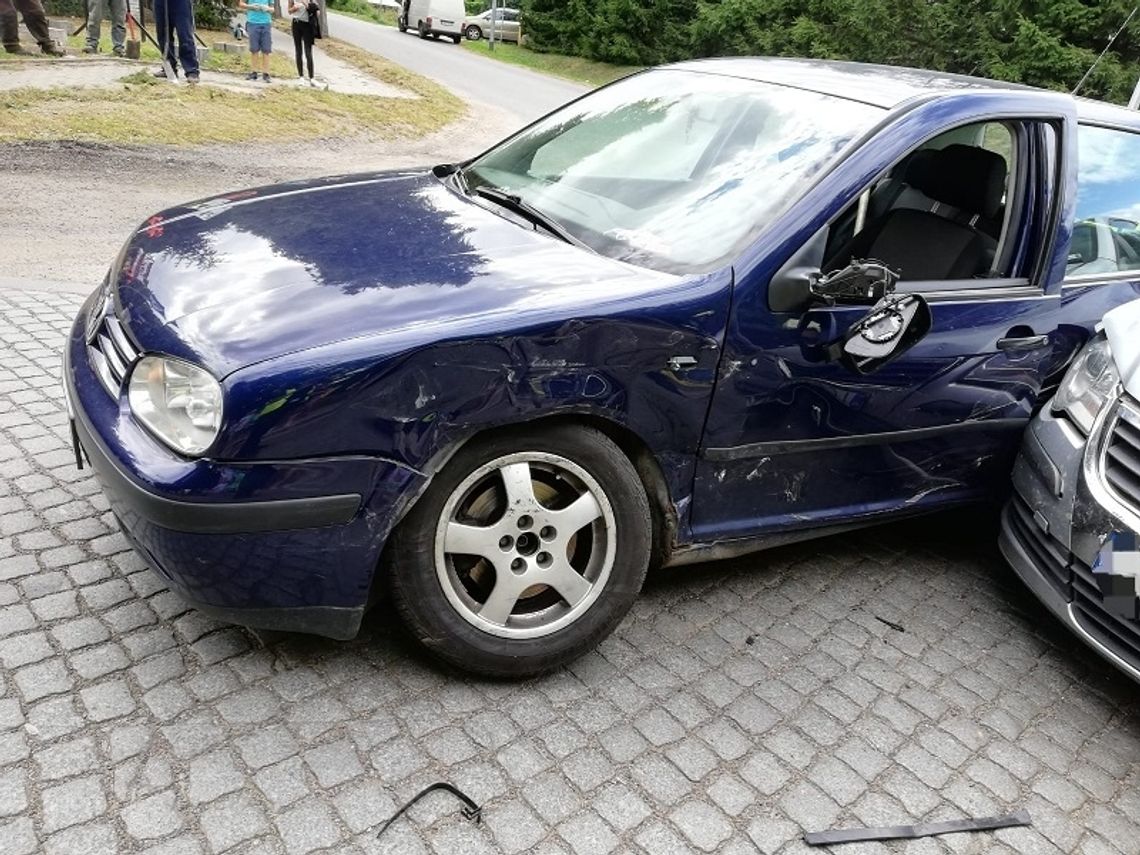 Groźna kraksa w Dzierzgoniu. 36-latka trafiła do szpitala...