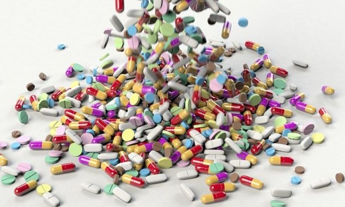 Jakie leki przeciwbólowe znajdziemy w aptekach? Czym się kierować przy wyborze?