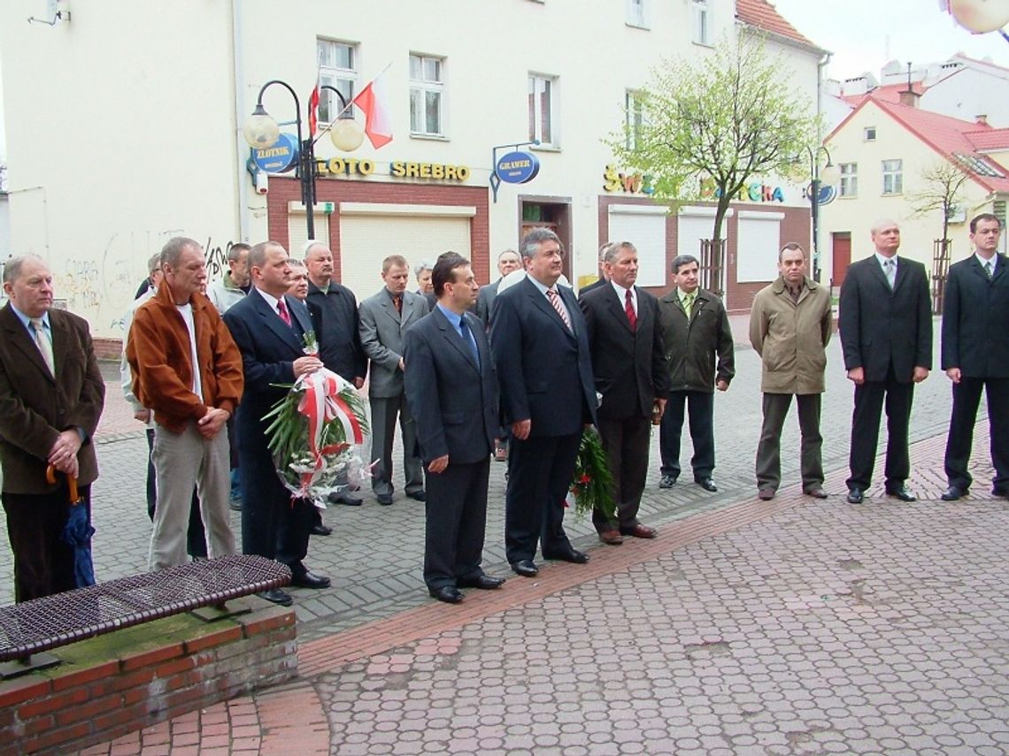 „Nie chcemy takiej Polski” – Lewica czci Święto Pracy