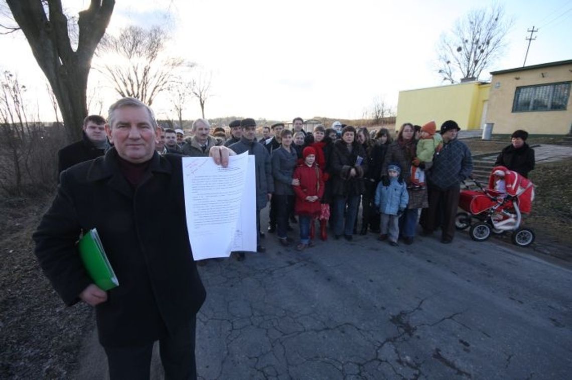 „Nie naprawicie drogi? Zrobimy blokadę!” „Nie naprawicie drogi? Zrobimy blokadę!”