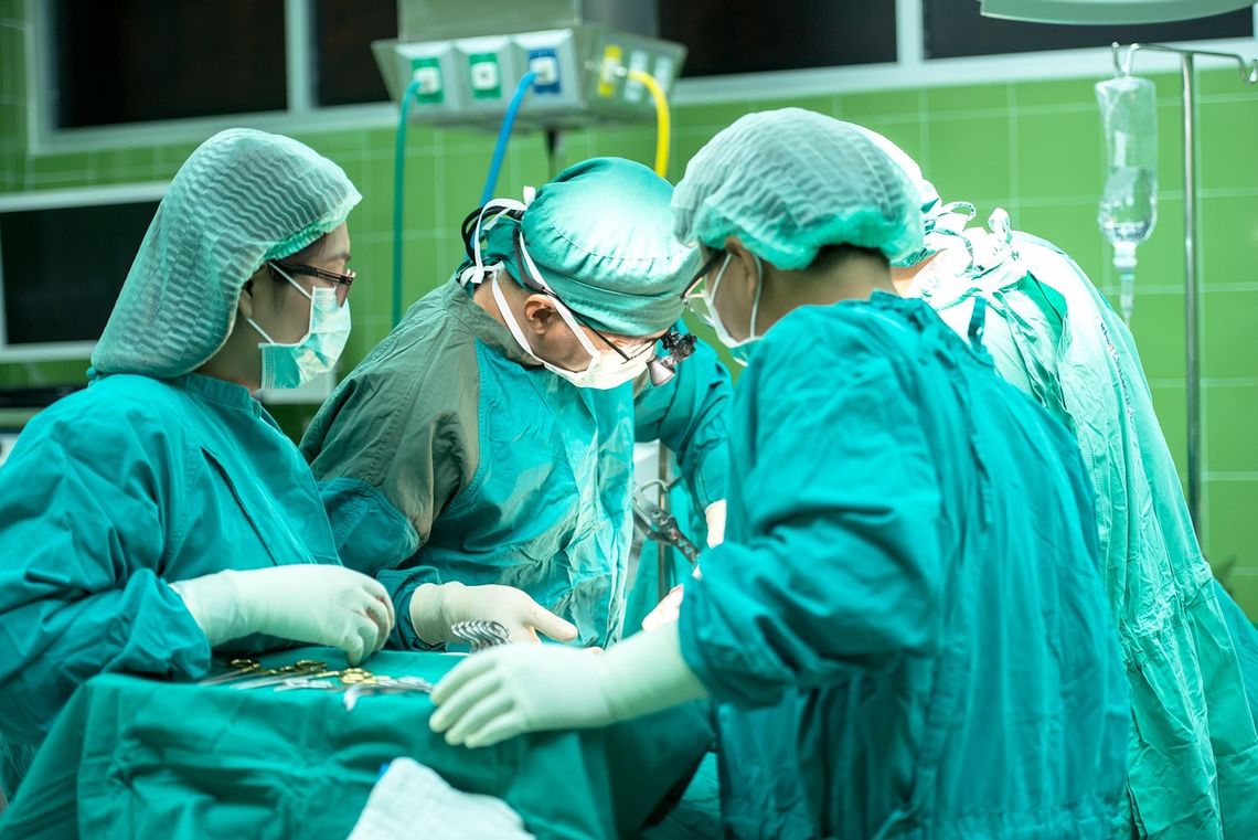 Nowatorskie zabiegi przezskórnego zamknięcia  ubytków serca - w ramach NFZ. Co oznaczają dla pacjentów?