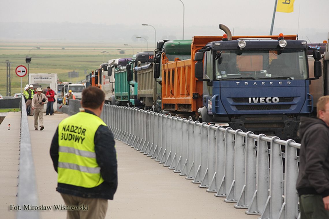Ostatni test – 900 ton na moście