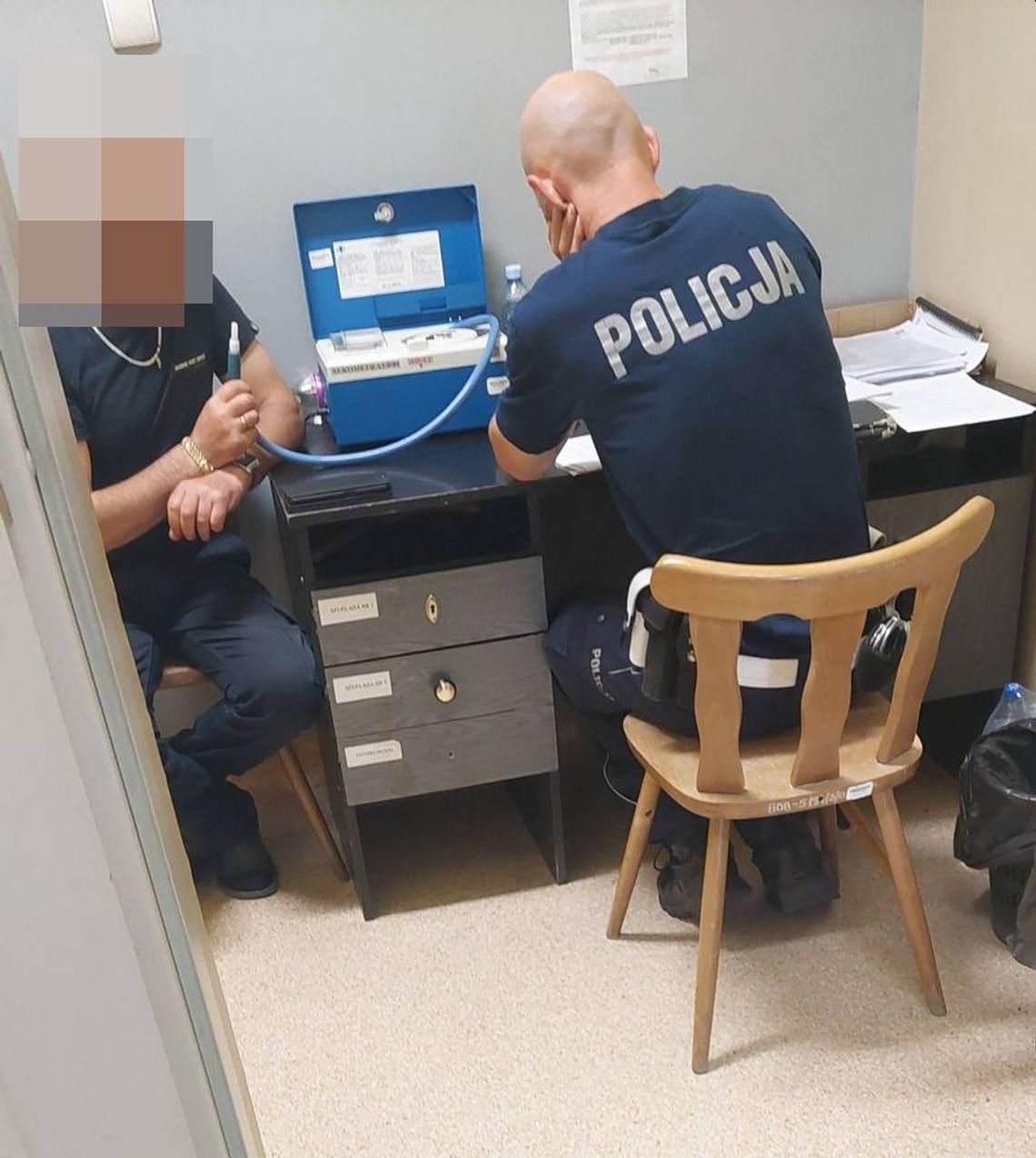 PIJANY, BEZ UPRAWNIEŃ - UJĘTY PRZEZ ŚWIADKA PIJANY, BEZ UPRAWNIEŃ - UJĘTY PRZEZ ŚWIADKA