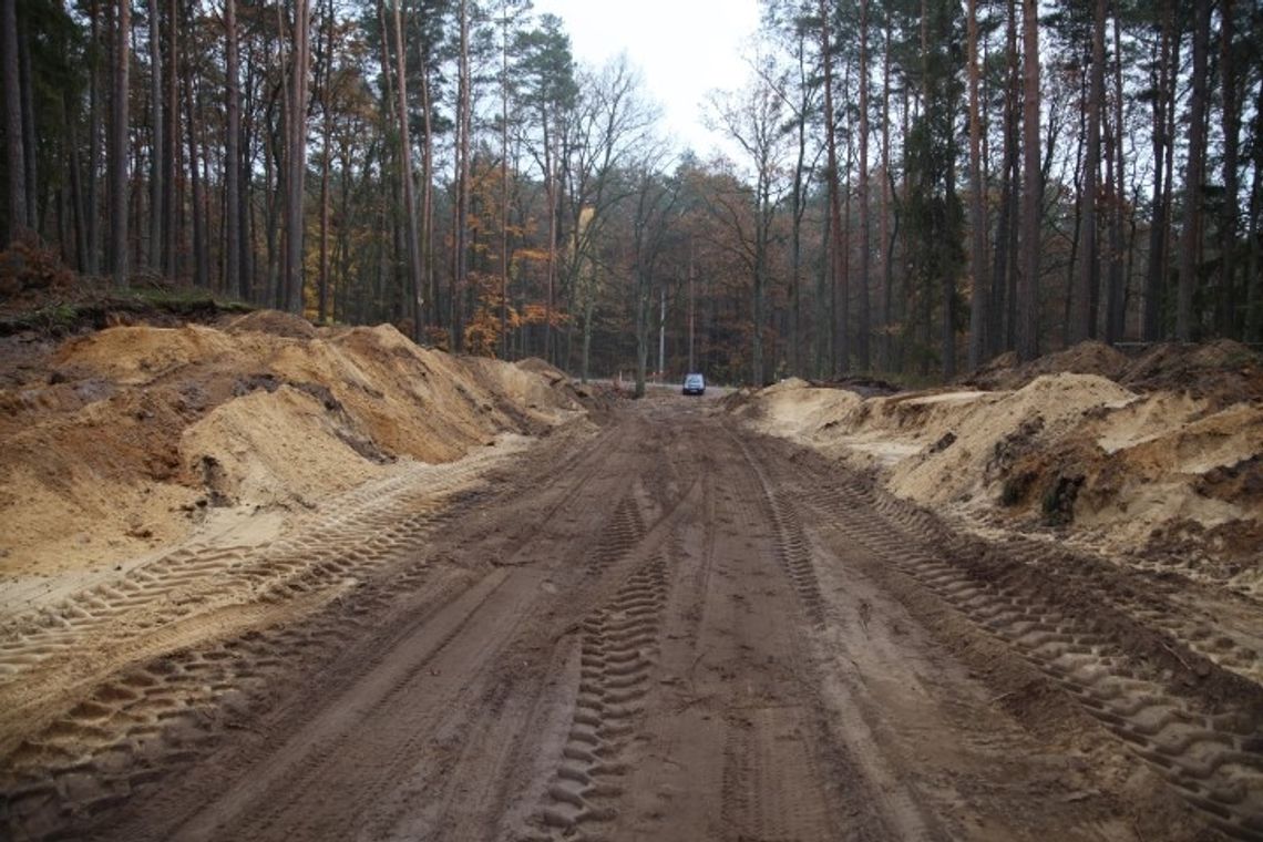 Powstaje leśna droga przeciwpożarowa