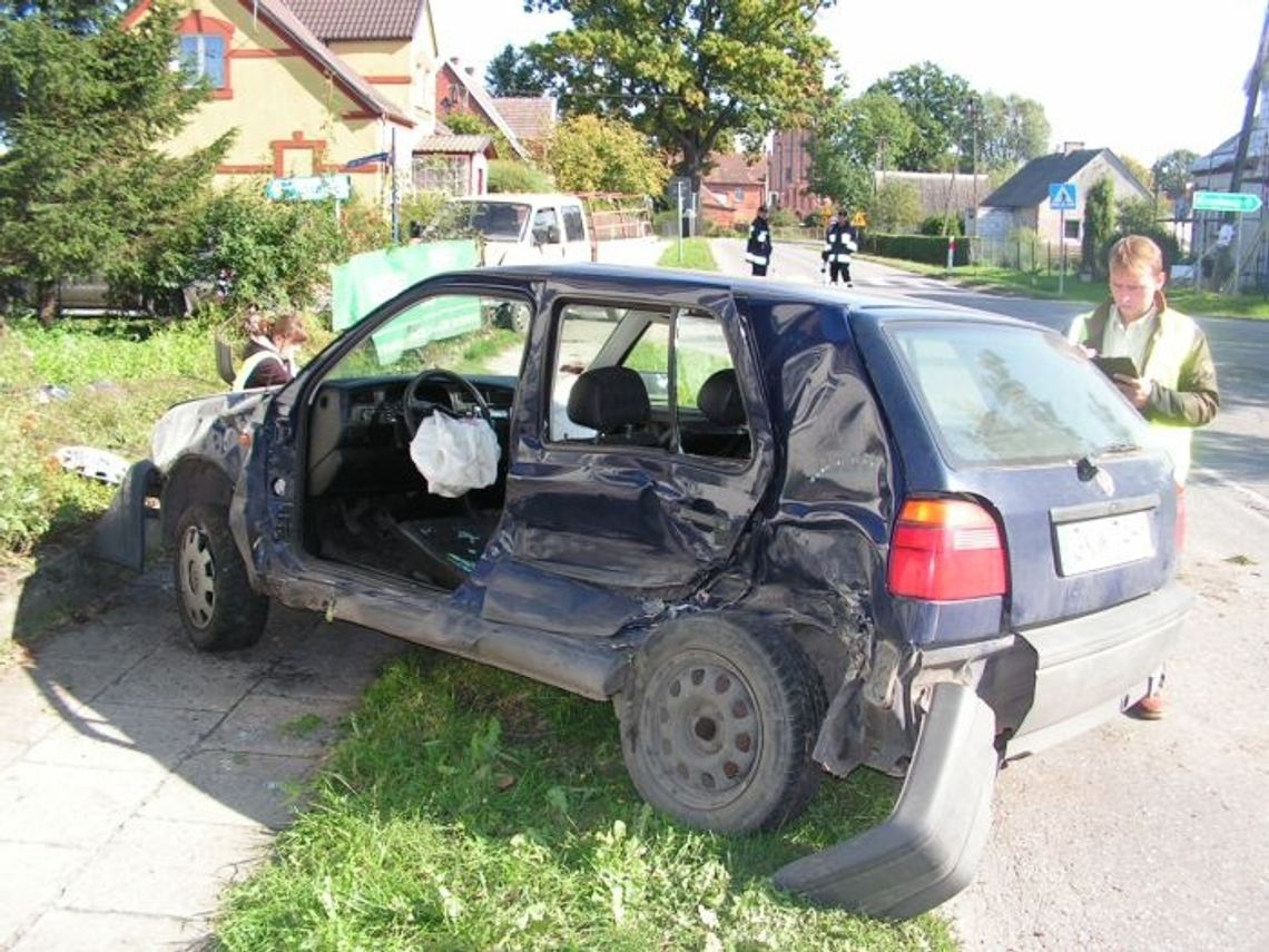 Staranował auto z ciężarną kobietą w środku