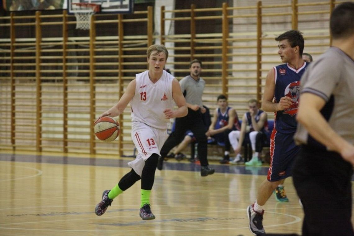 Wyjazdowe porażki Basketu i Gryfa